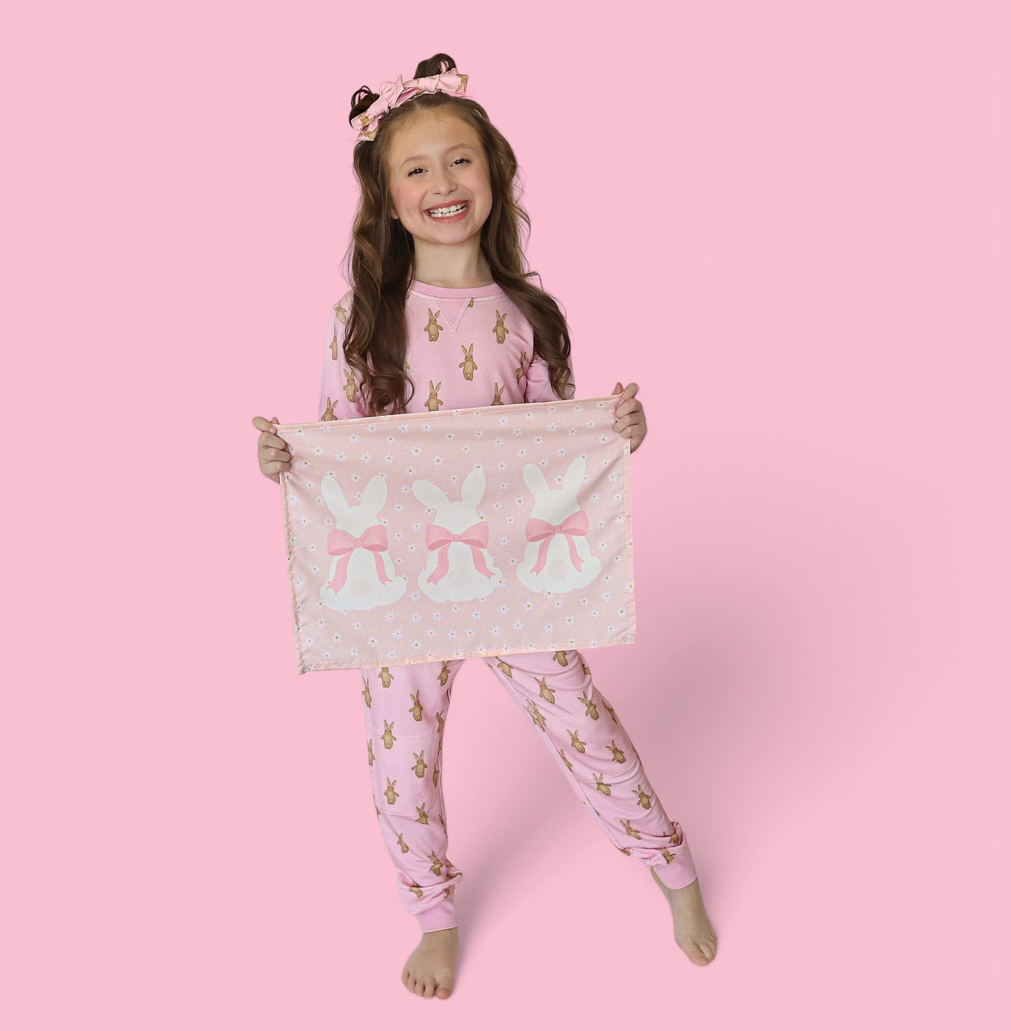 BLUSHIN' BUNNIES DREAM PULLOVER