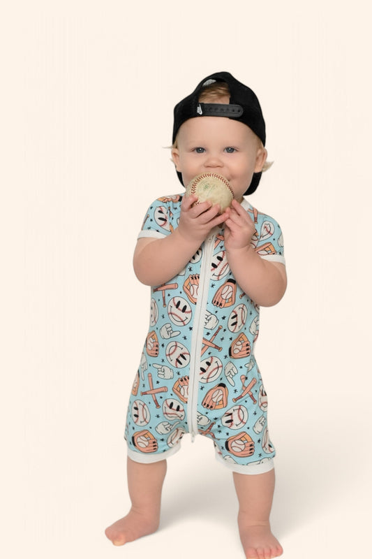 BASEBALL SMILEY DREAM SHORTIE