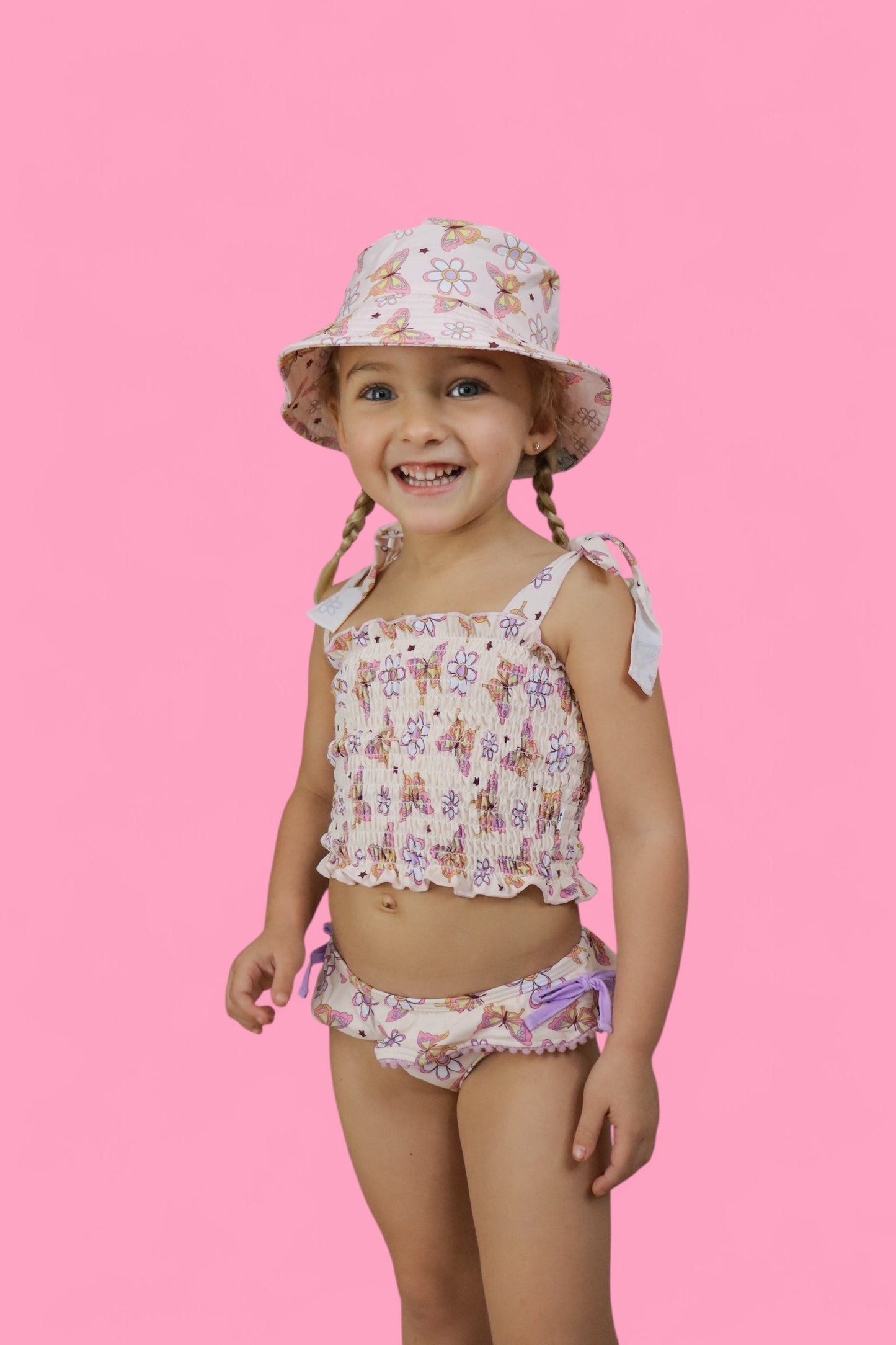 BLOSSOMIN’ BUTTERFLY DREAM BUCKET HAT