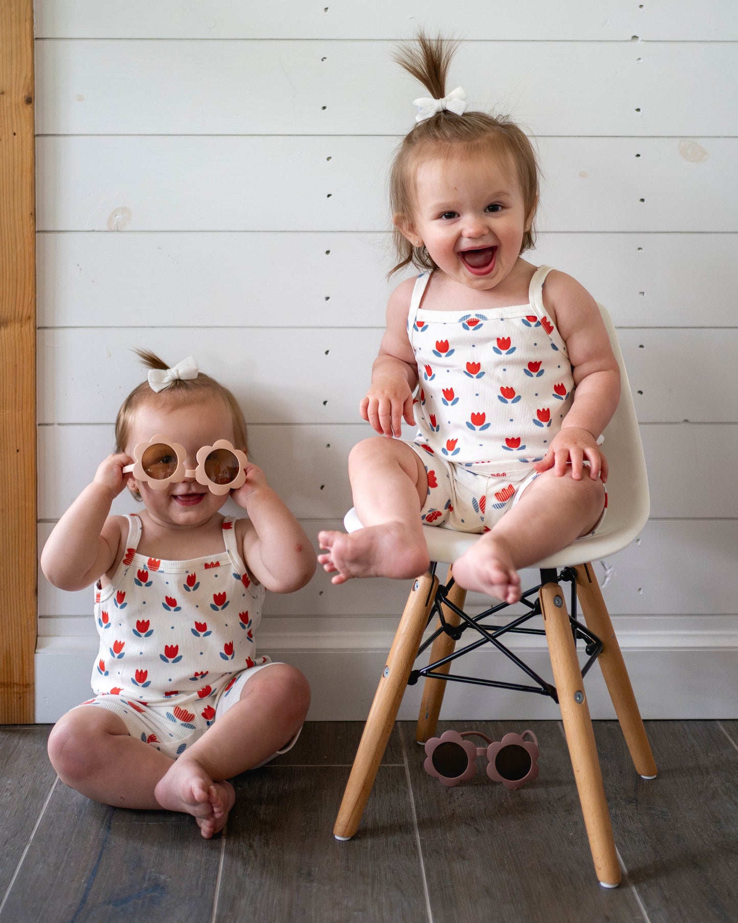 Red White & Blue Tulip Floral Ribbed Bamboo 2pc Tank Set