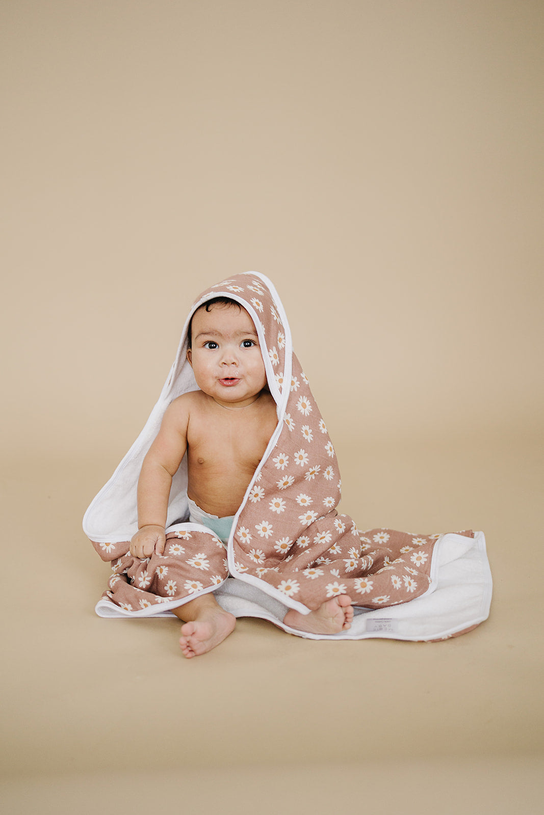 Daisy Dream Floral Muslin Hooded Towel