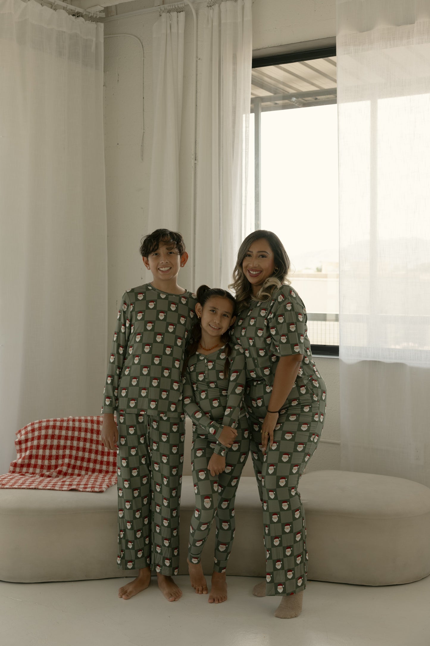 Pre-Teen Straight Leg Bamboo Pajamas | Santa Checkerboard