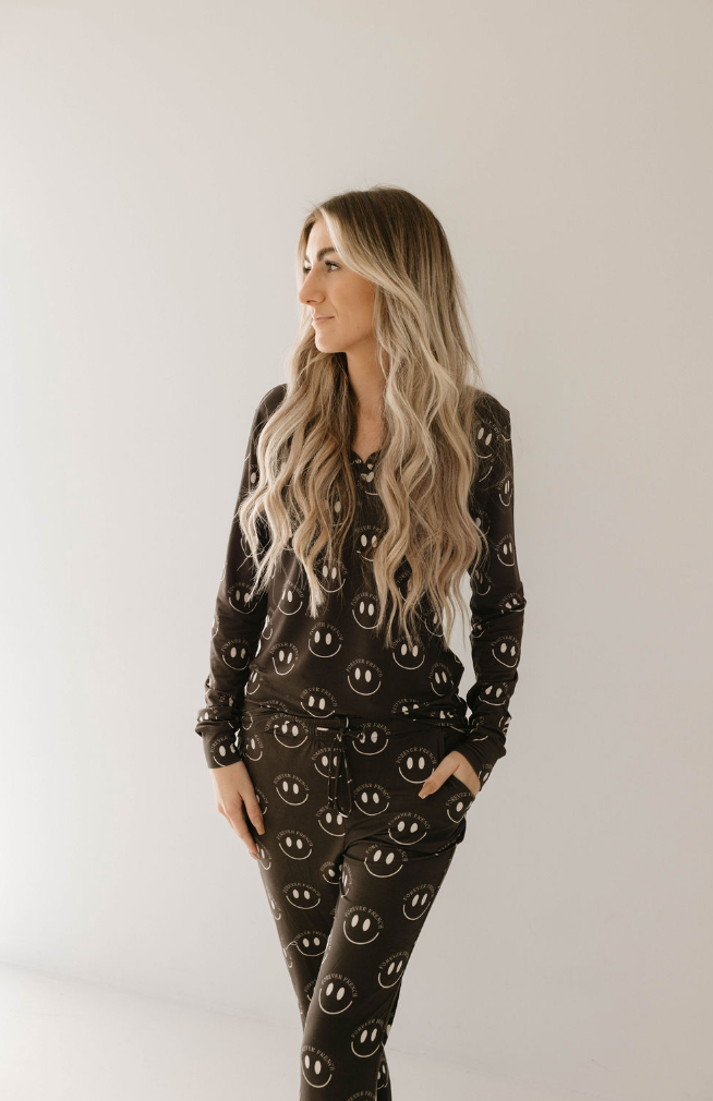 Women's Bamboo Pajama | Charcoal & White ff Smile