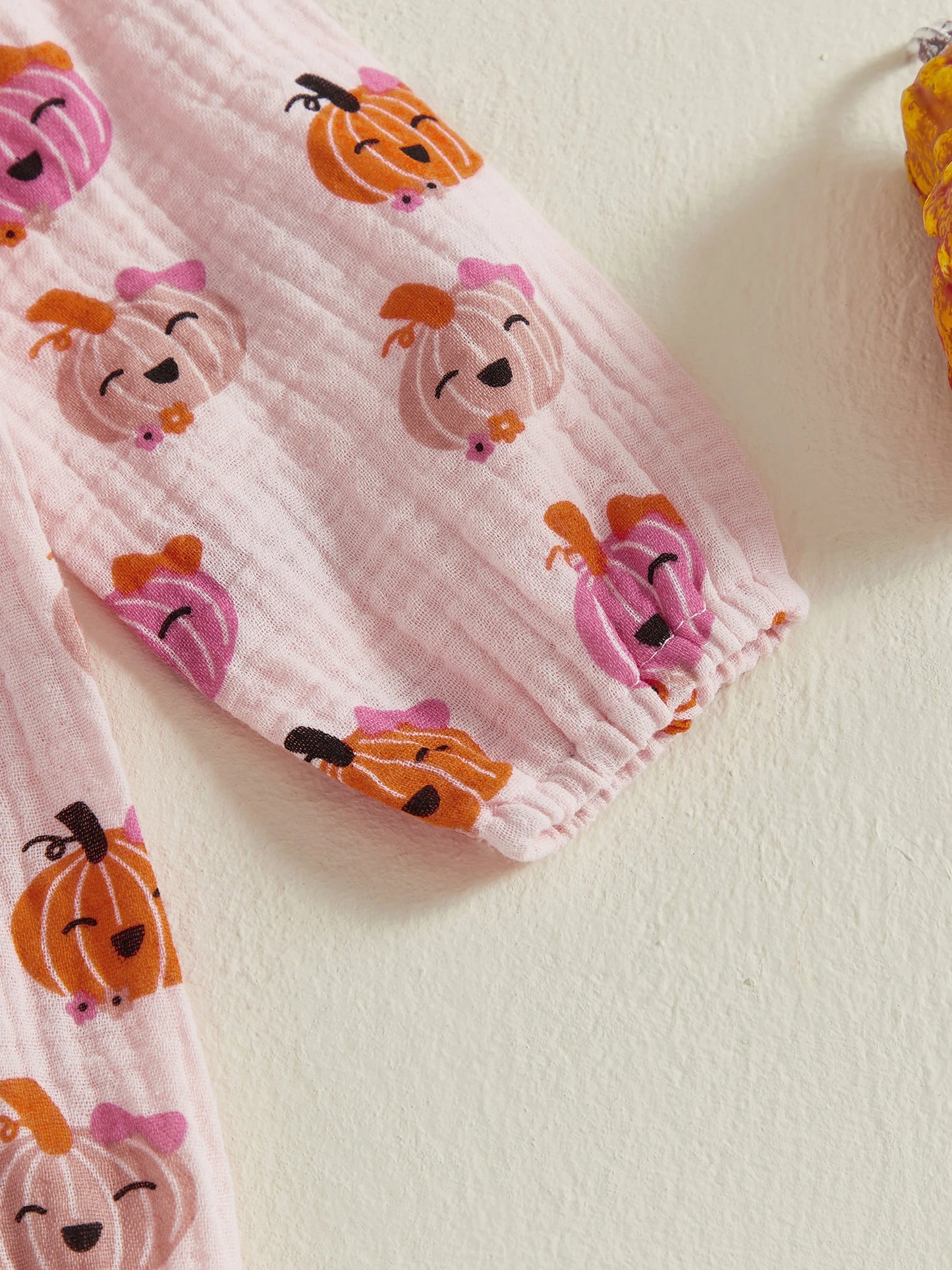 Baby Girl 2Pcs Halloween Outfit Pumpkin Ruffle Trim Long Sleeve Romper Tie-up Headband Cotton Linen Set