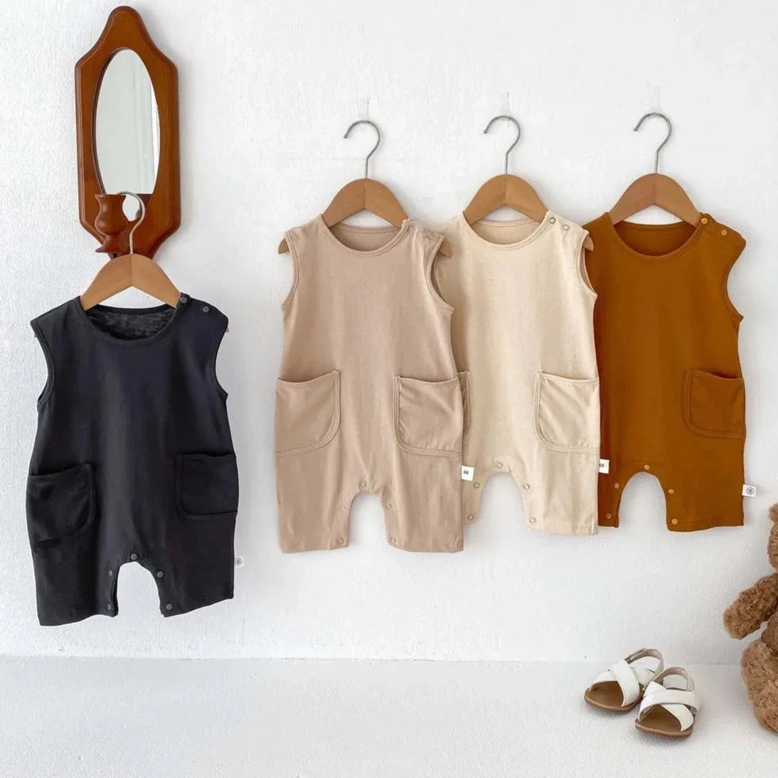 Solid Double Pocket Jumpsuit Romper