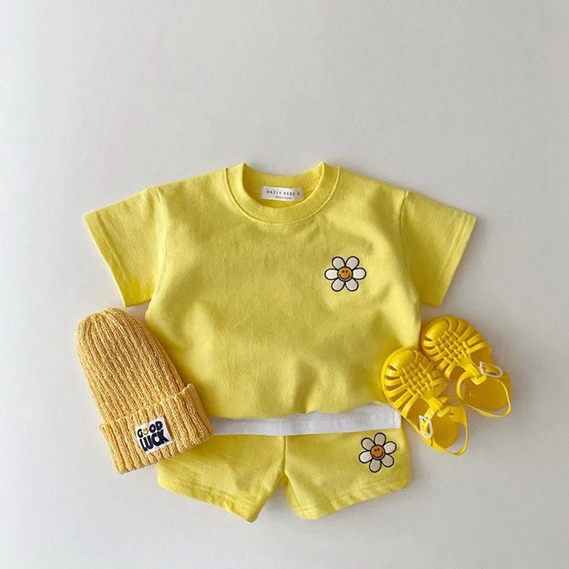 Daisy Print Flower Shorts Jogger Set