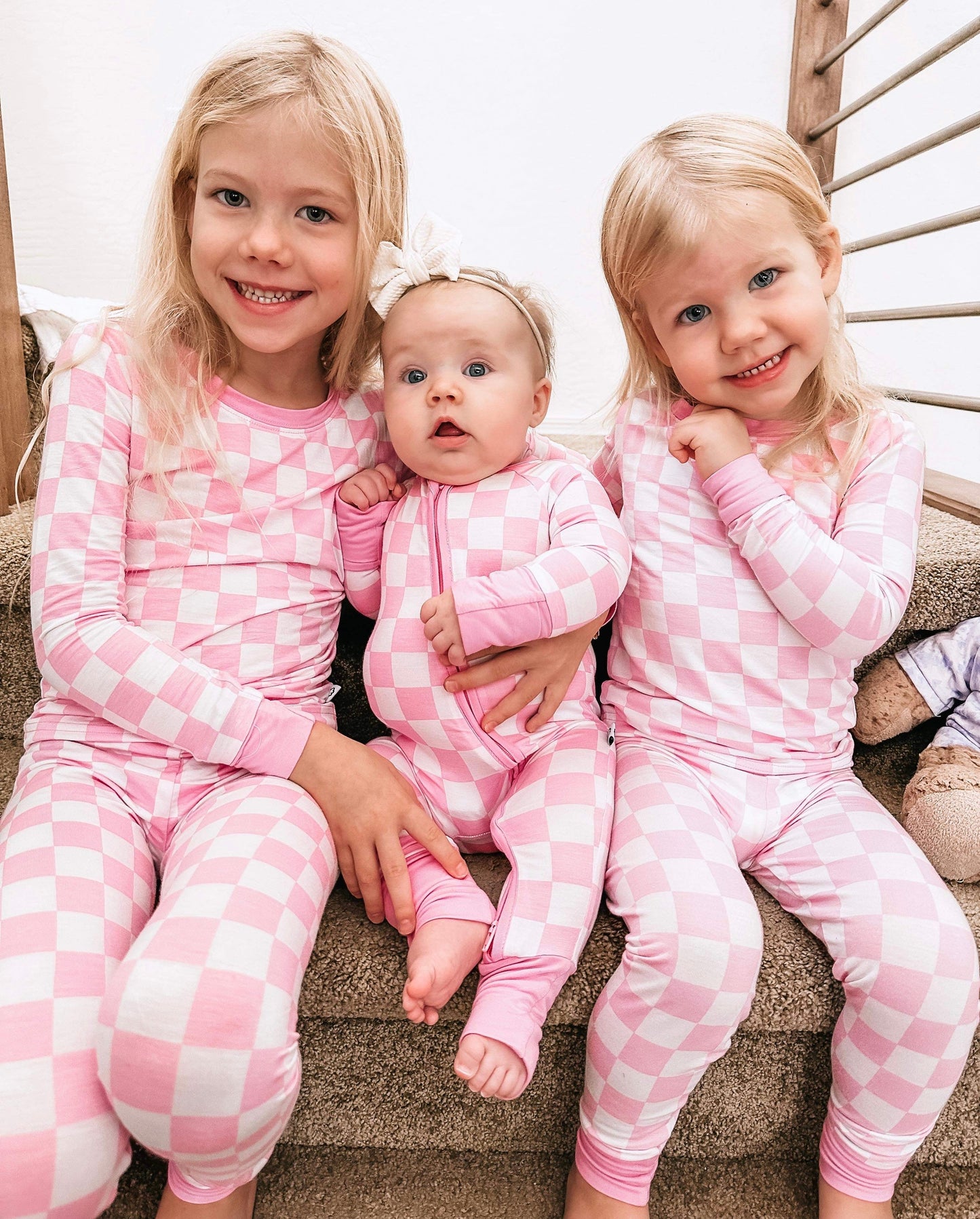 BUBBLEGUM CHECKERS DREAM SET