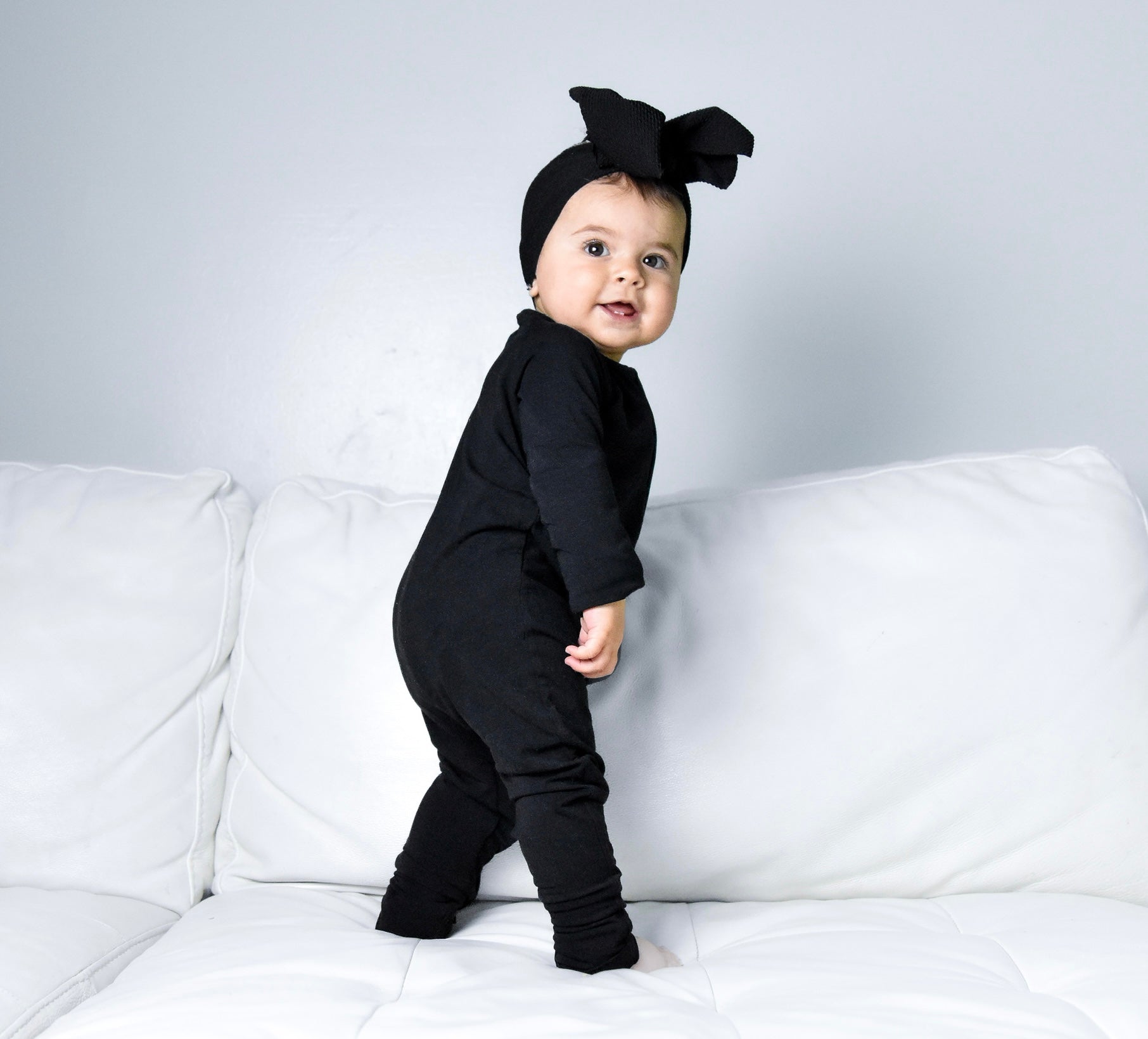 BLACK DREAM ZIPPER ROMPER