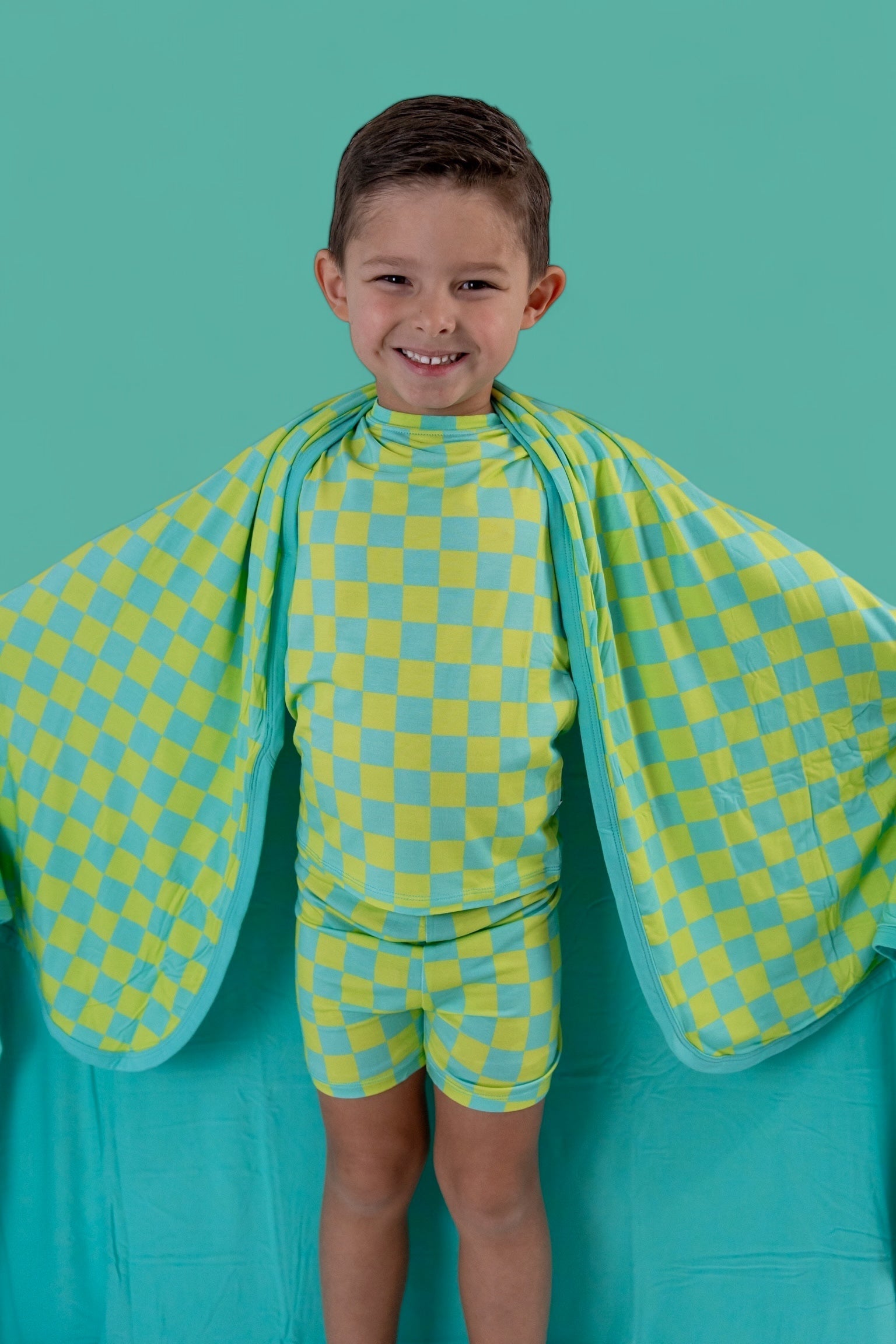 BE BOLD CHECKERS DREAM SHORT SET