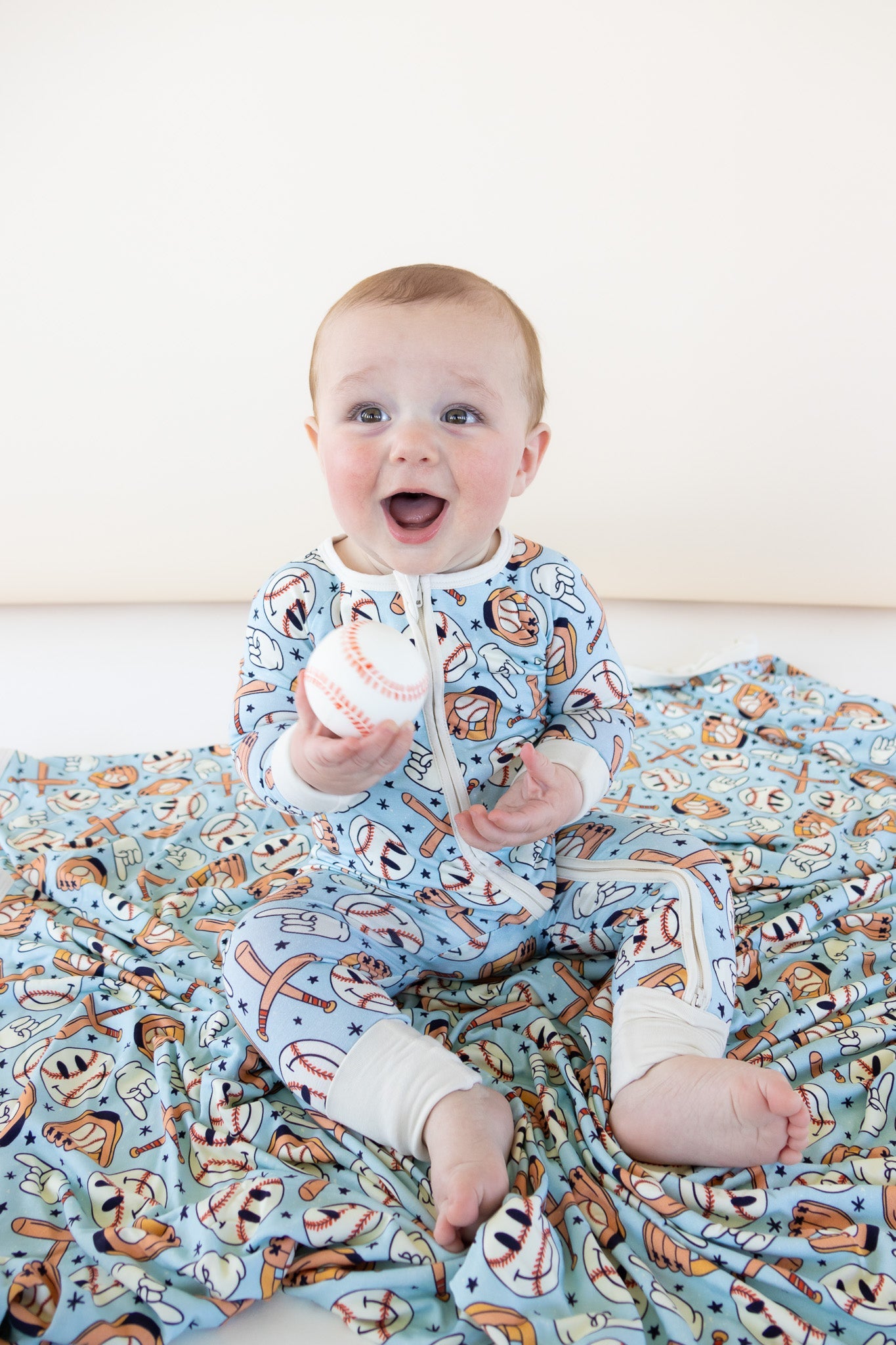 BASEBALL SMILEY DREAM ZIPPER ROMPER