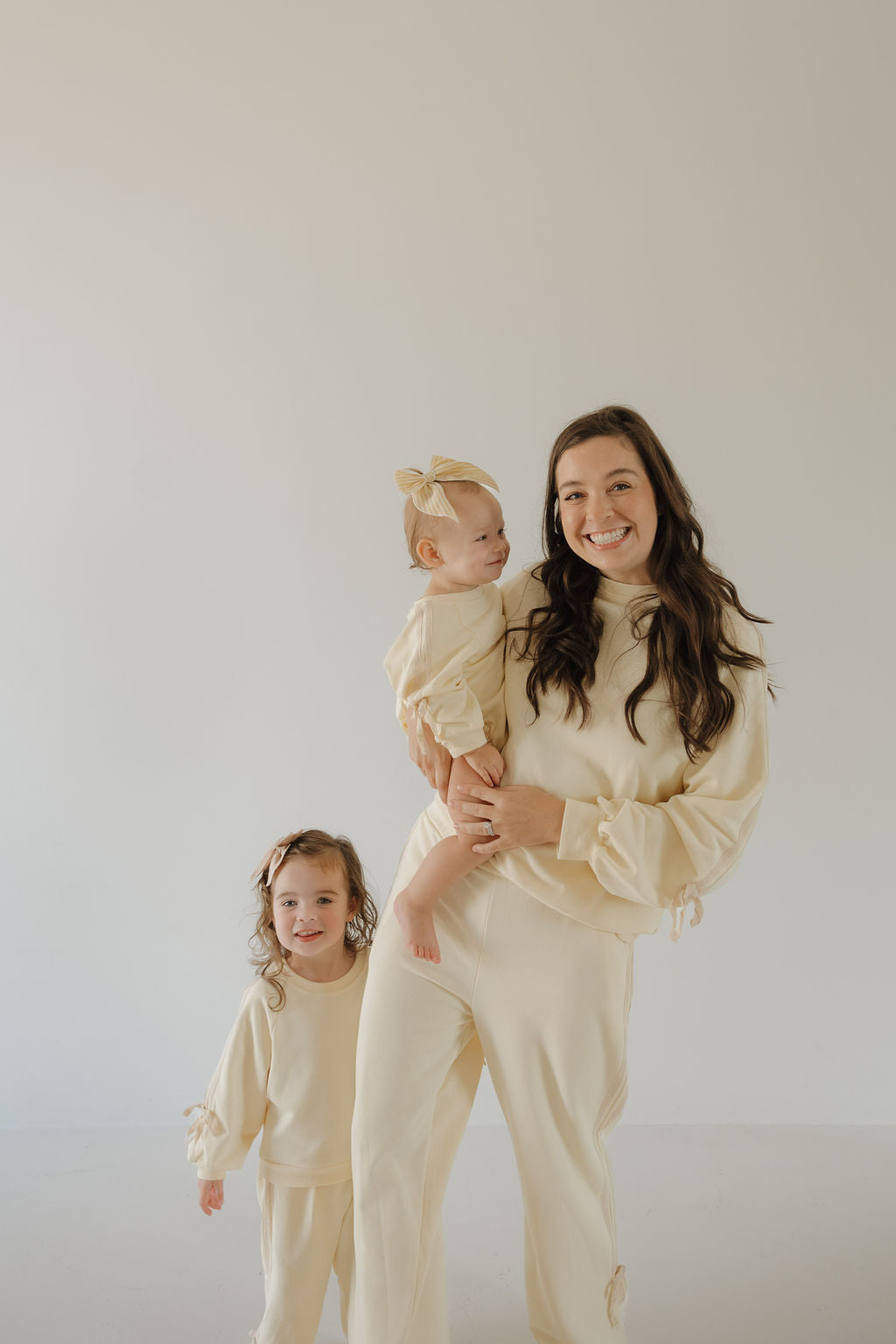 Women's Sweat Set | Buttercream Bows