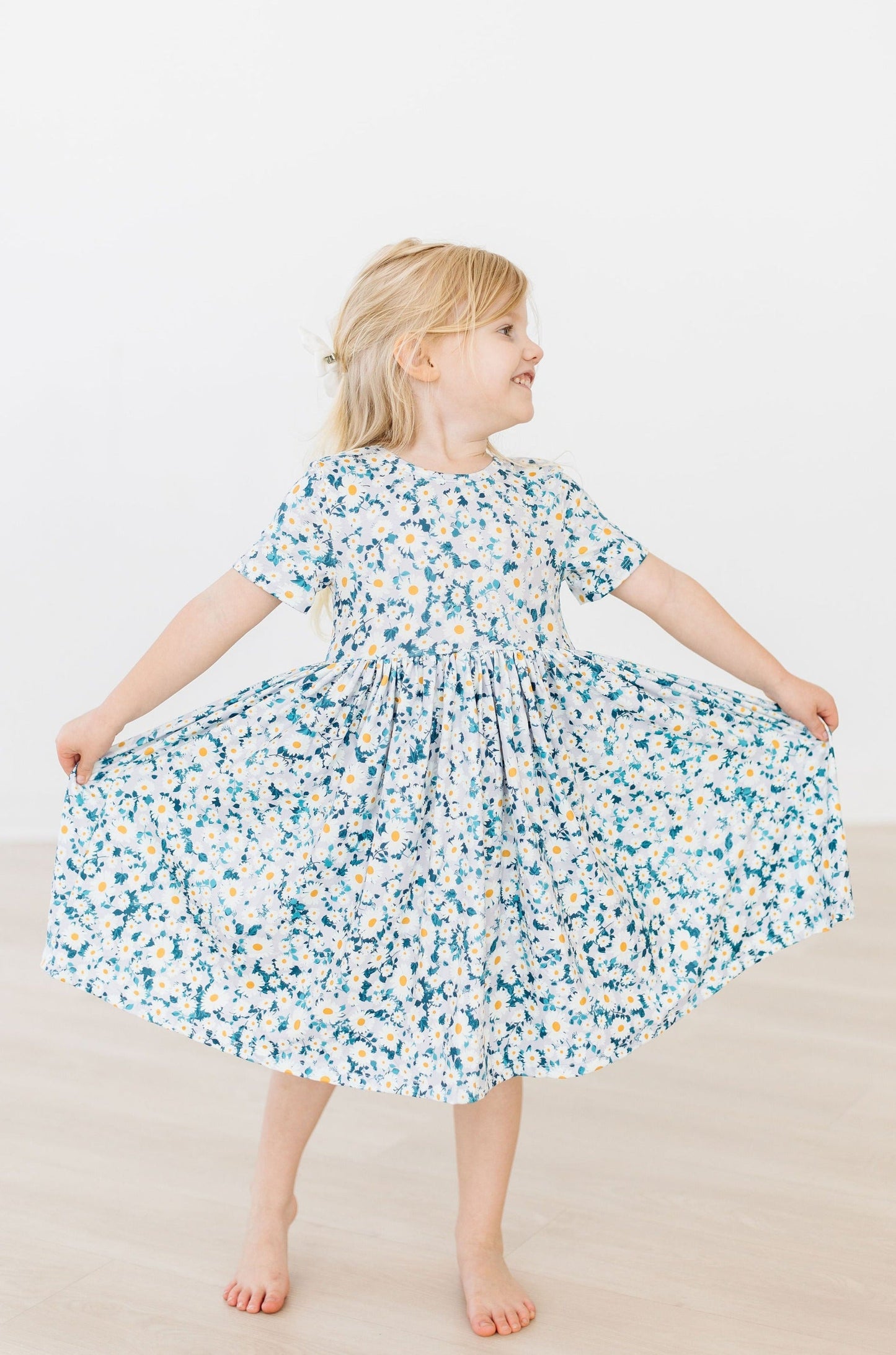 Oopsie Daisy Floral S/S Pocket Twirl Dress