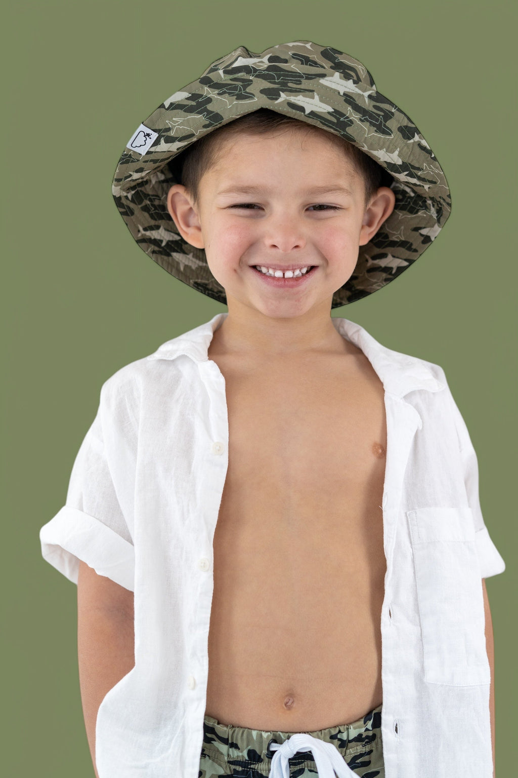 CAMO SHARK DREAM BUCKET HAT