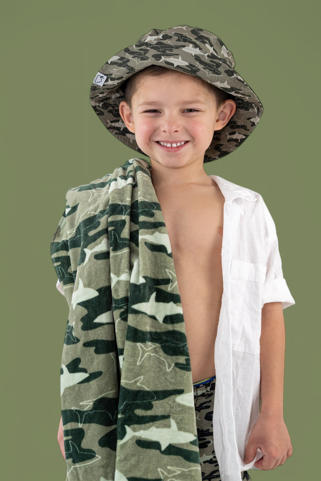 CAMO SHARK DREAM BUCKET HAT