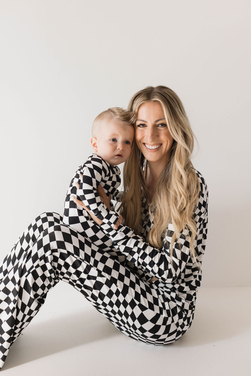 Bamboo Zip Pajamas | Black & White Wavy Checkerboard