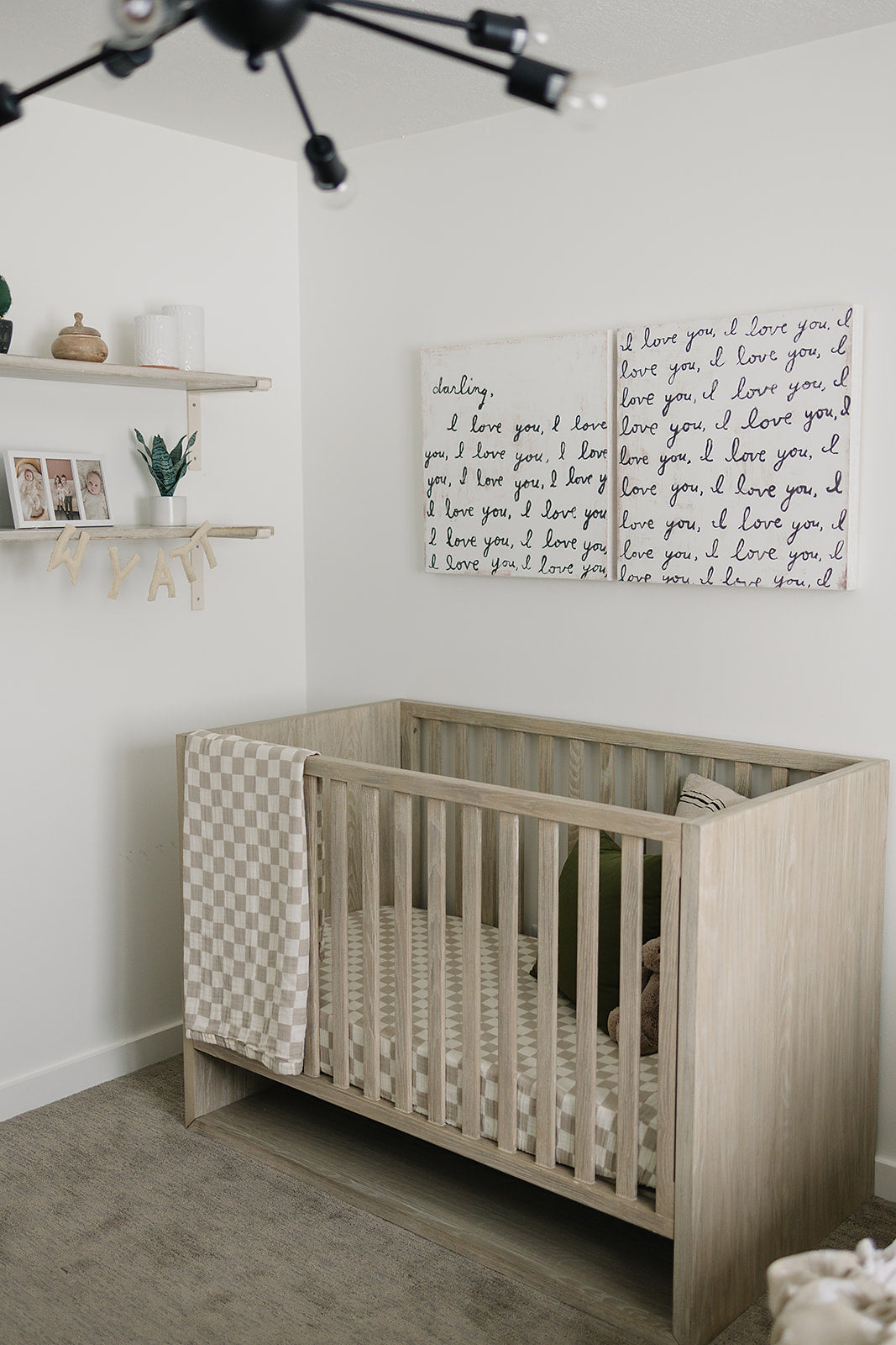 Taupe Checkered Muslin Quilt Blanket