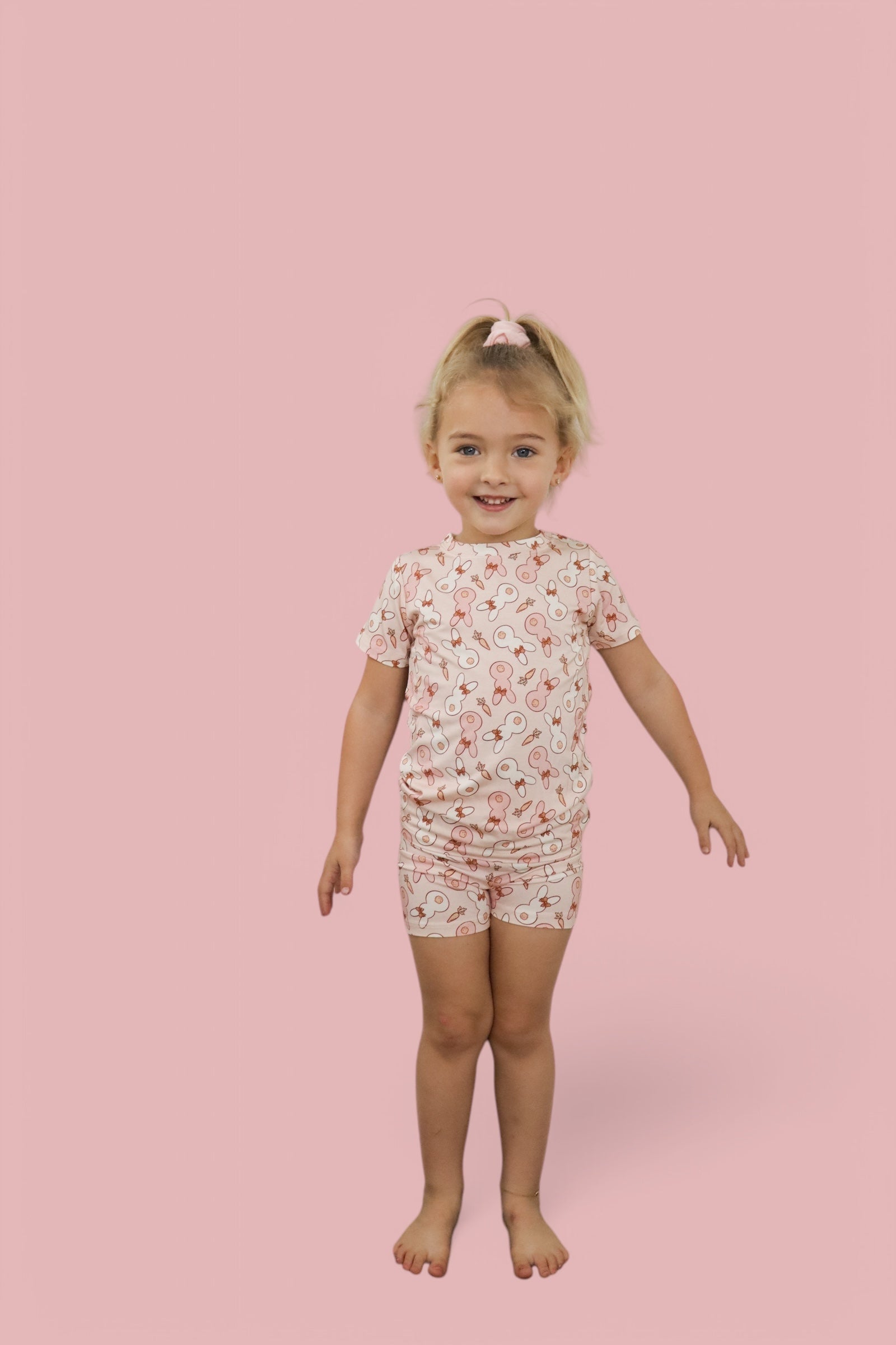 BUNNIES AND BOWS DREAM SHORT SET
