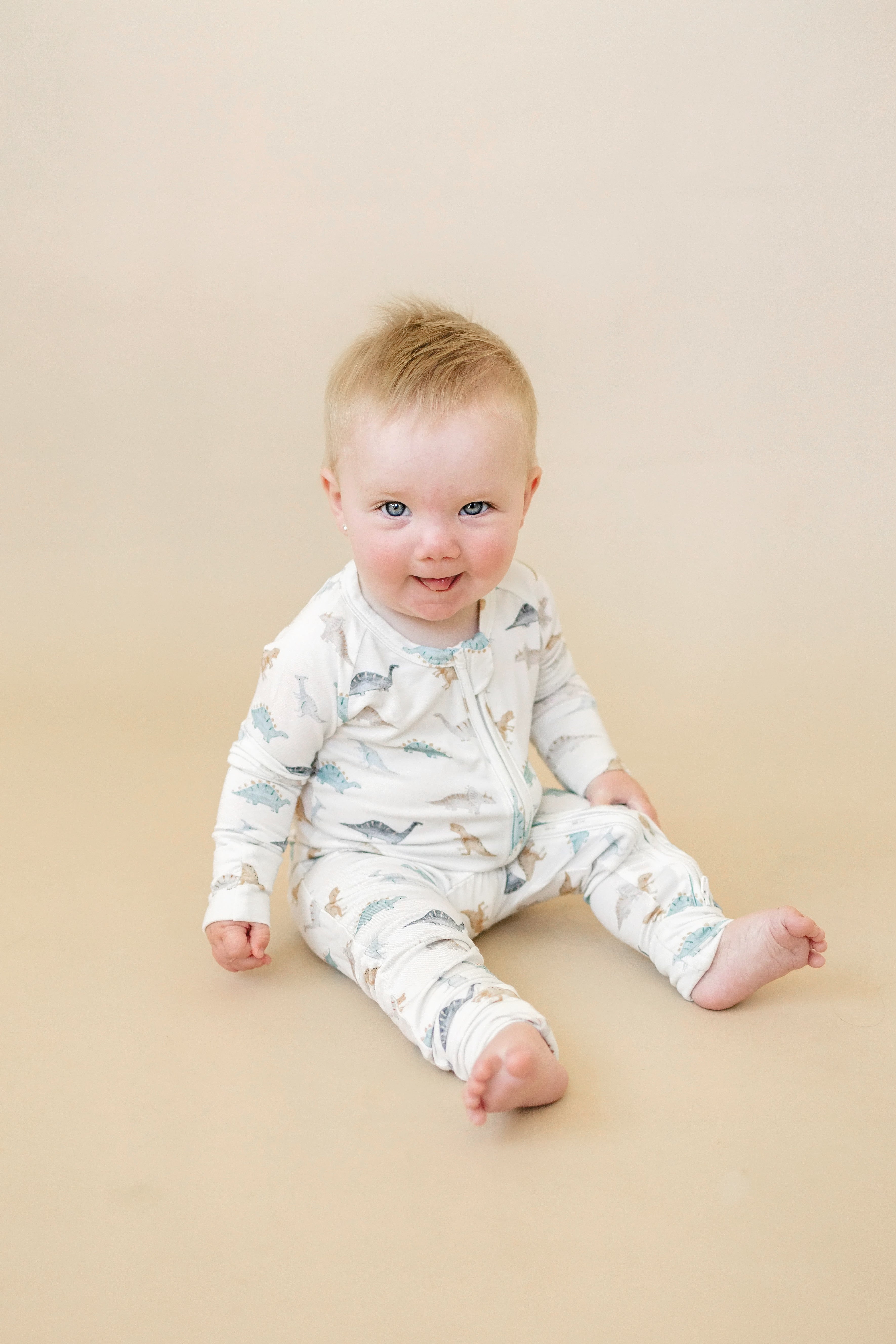 Snugglesaurus Bamboo Zippy Pajamas *9-12 months left