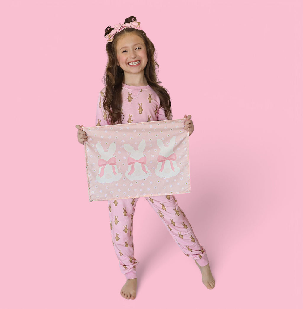 BLUSHIN' BUNNIES DREAM JOGGER