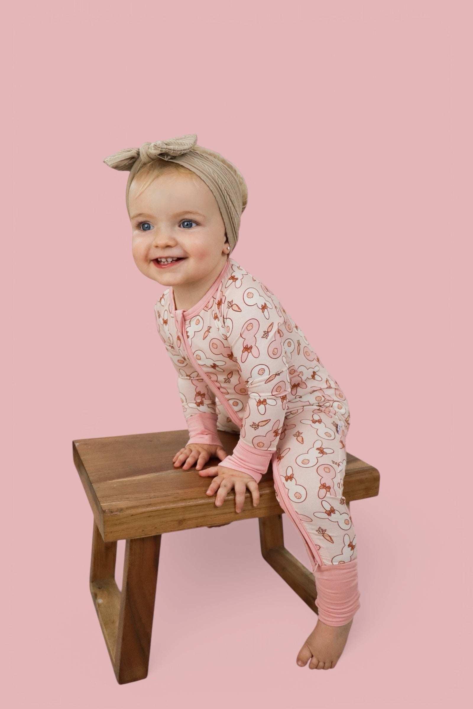 BUNNIES AND BOWS DREAM ZIPPER ROMPER