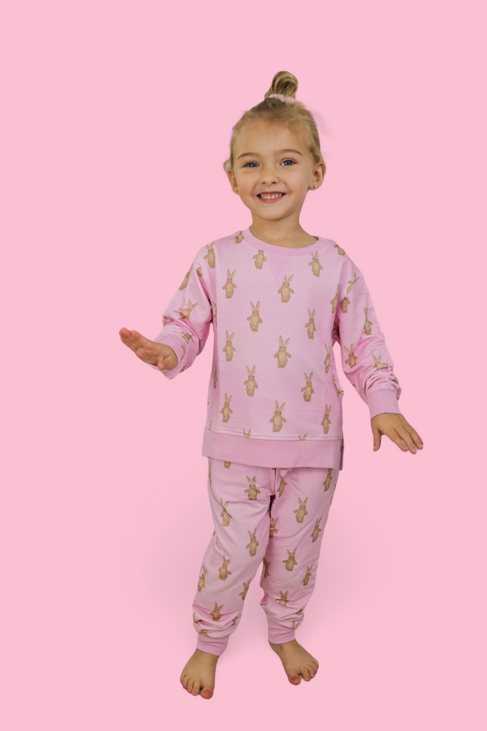 BLUSHIN' BUNNIES DREAM JOGGER