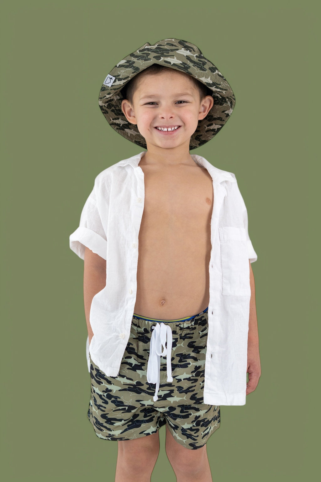 CAMO SHARK DREAM BUCKET HAT