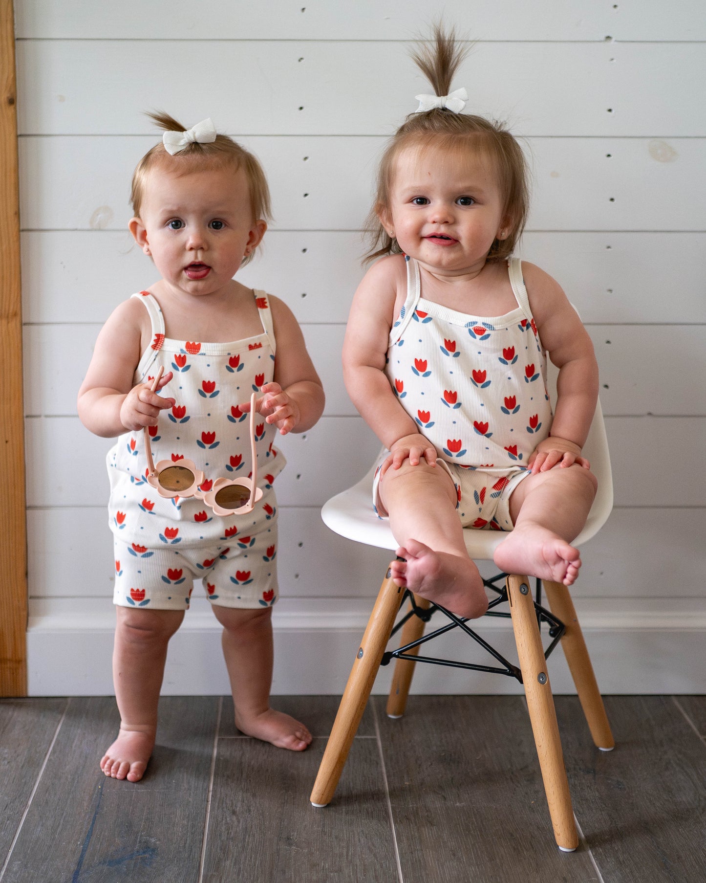 Red White & Blue Tulip Floral Ribbed Bamboo 2pc Tank Set