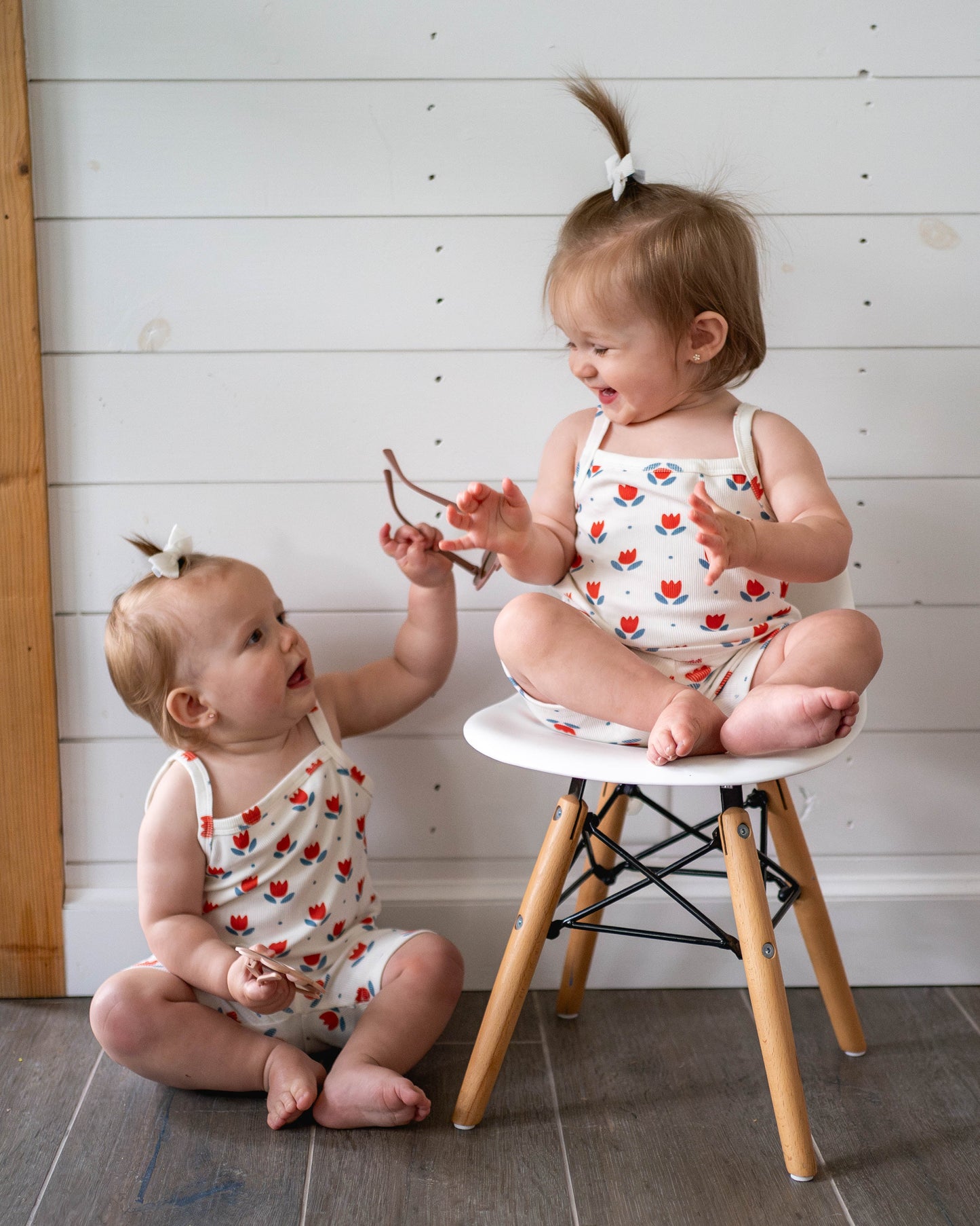 Red White & Blue Tulip Floral Ribbed Bamboo 2pc Tank Set