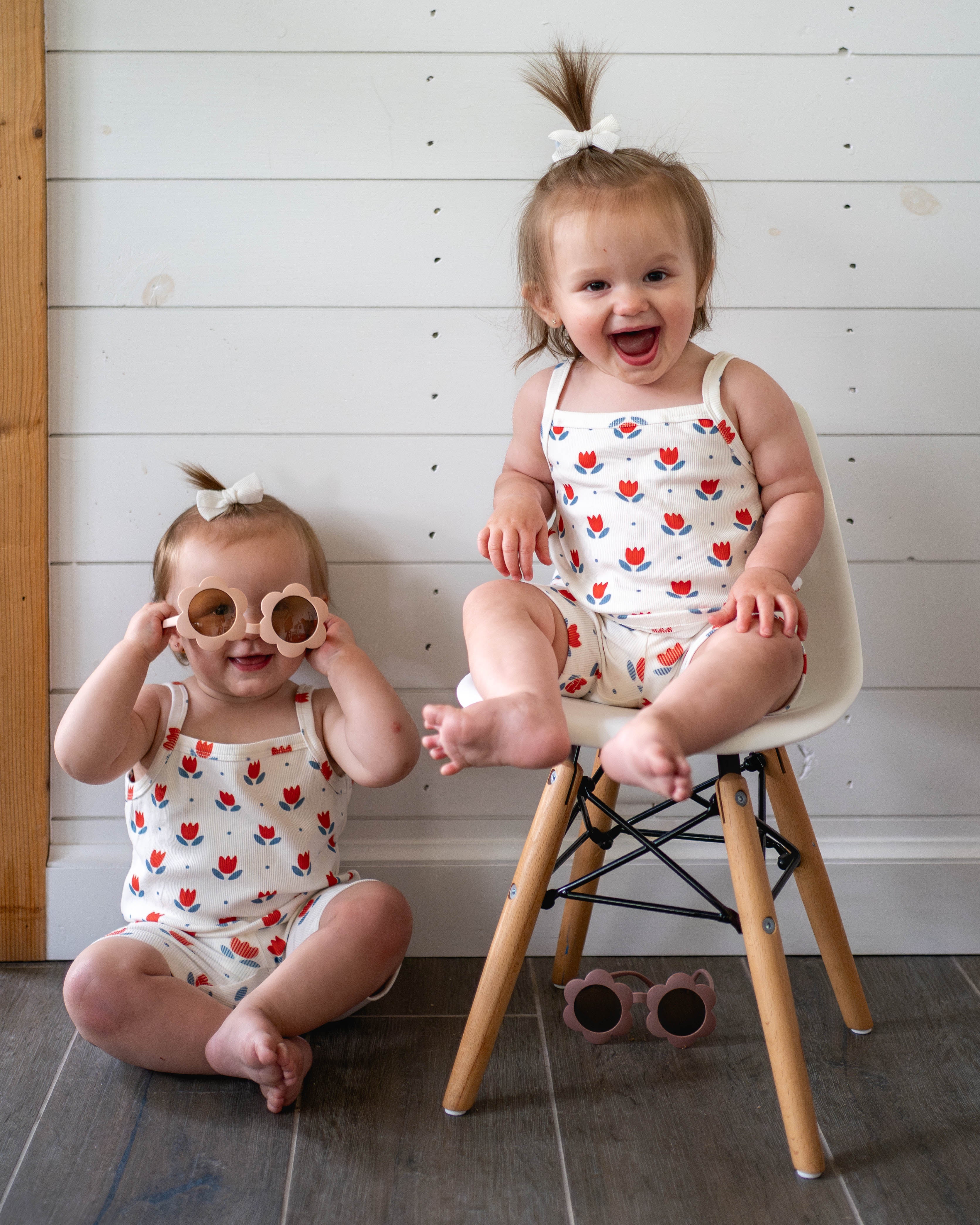 Red White & Blue Tulip Floral Ribbed Bamboo 2pc Tank Set