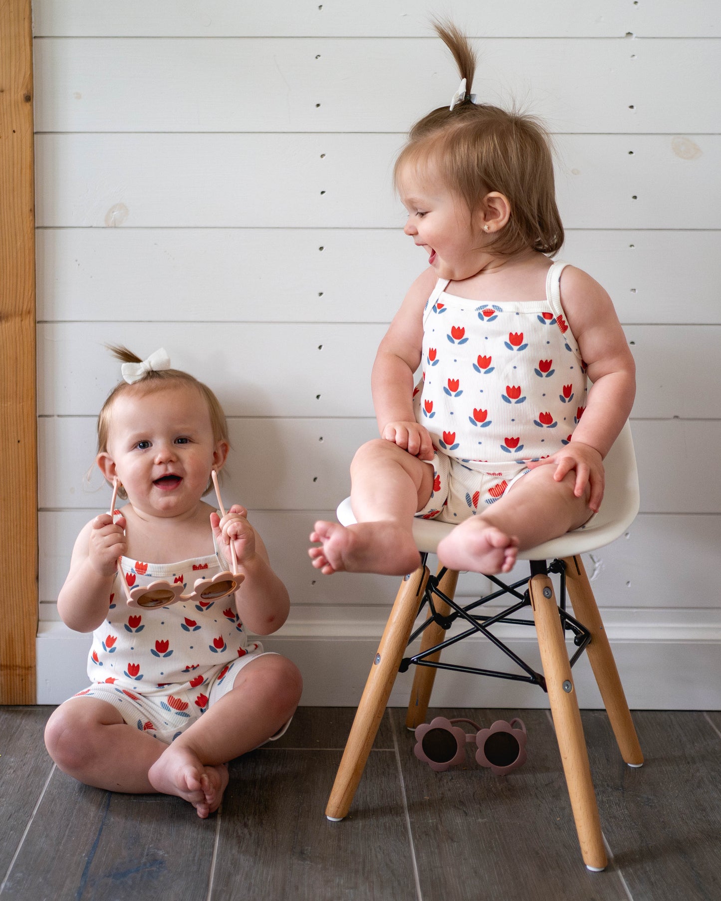 Red White & Blue Tulip Floral Ribbed Bamboo 2pc Tank Set