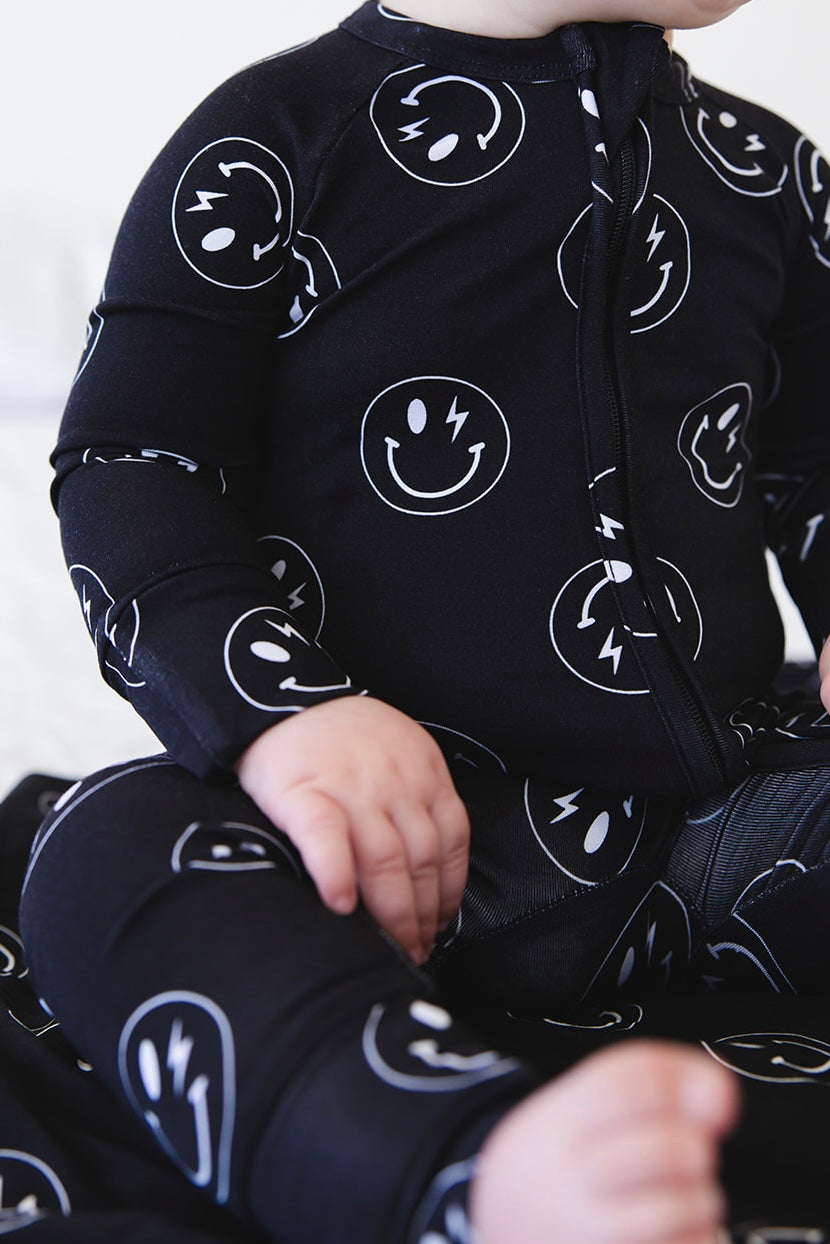 Travolta (black) - Zippy Zipper Romper