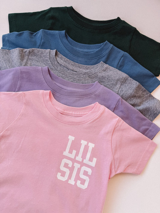essential lil sis tee