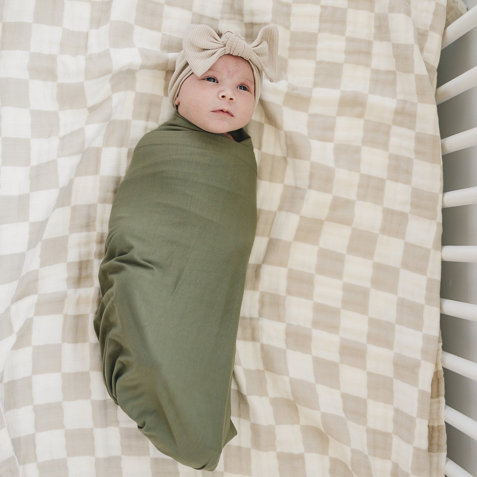 Taupe Checkered Muslin Quilt Blanket
