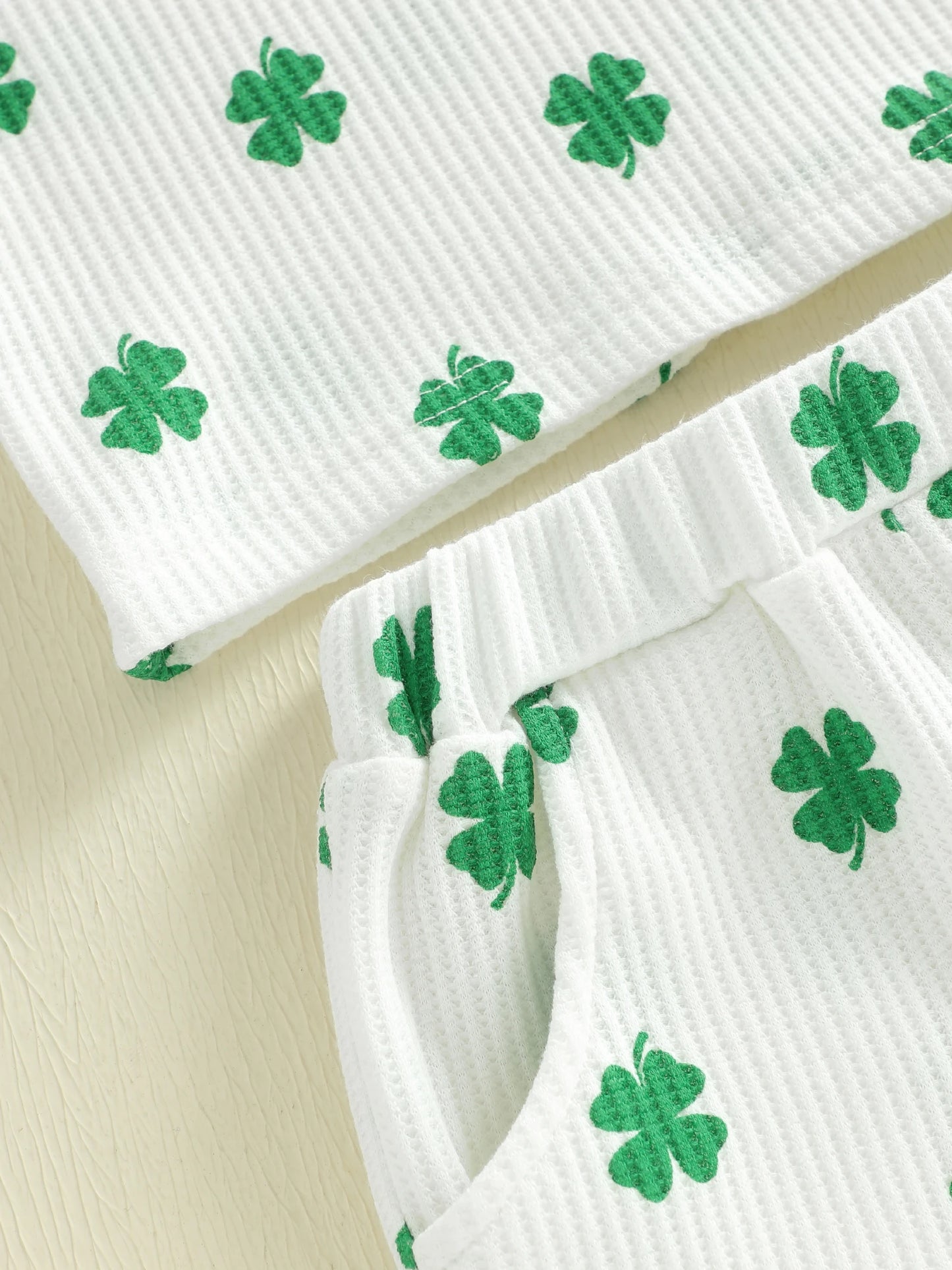 Baby Toddler Boys 2Pcs Outfit Spring Short Sleeve Crew Neck Shamrock Print Top and Elastic Waist Shorts St. Patrick's Day Set