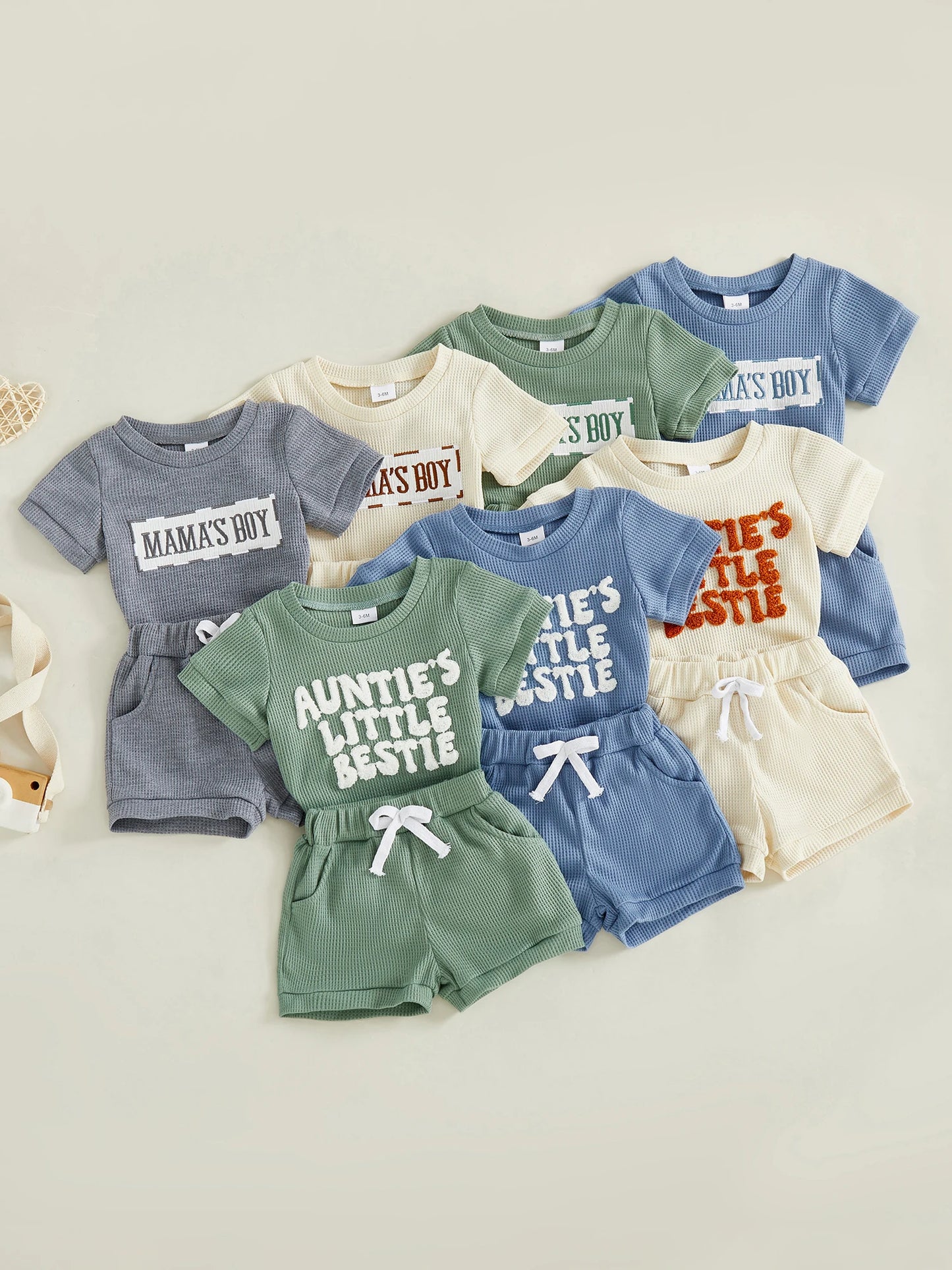 Baby Boy Girl 2Pcs Summer Clothes Mama's Boy / Auntie's Little Bestie Letter Embroidery Short Sleeve Romper Shorts 2 Pcs Outfit Set