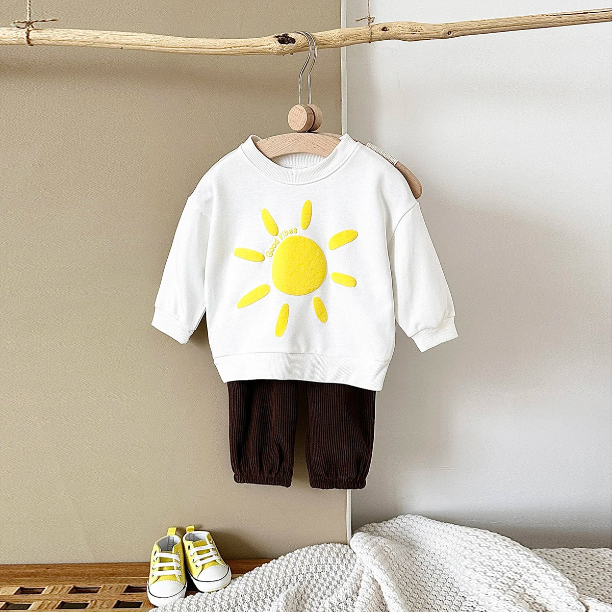 Baby Toddler Girls Boys 2Pcs Set Flowers / Waves / Sun Good Vibes Letters Print Pullover Long Sleeve Crewneck Top + Corduroy Pants Outfit