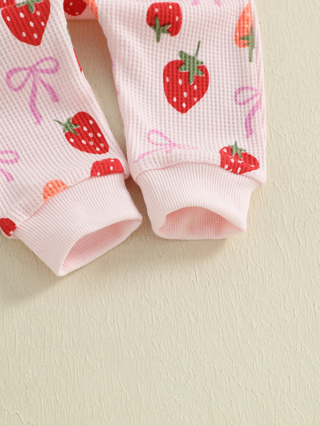 Baby Toddler Girls 2Pcs Fall Set Fashionable Strawberry Print Long Sleeve Pullover Top Bow Jogger Pants Outfit