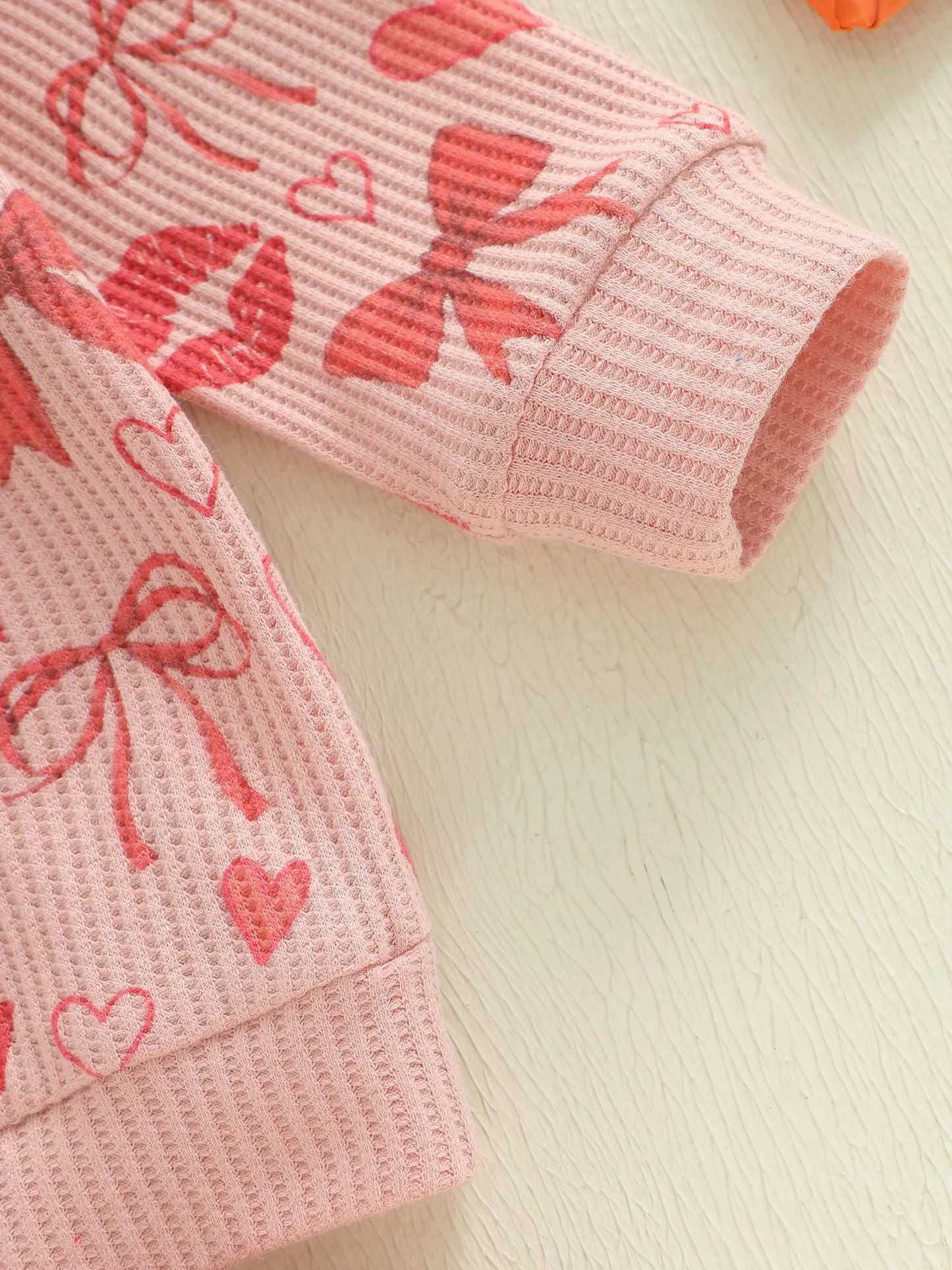 Baby Toddler Girls 2Pcs Valentine's Day Outfit Heart Bow Kiss Print Long Sleeve Crew Neck Top and Elastic Waist Pants Jogger Set