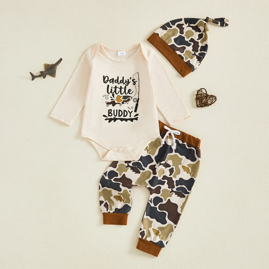 Baby Boy 3Pcs Fall Clothes Letter Fish Daddy's Little Buddy Print Long Sleeve Romper Camouflage Pants and Hat 3Pcs Outfit