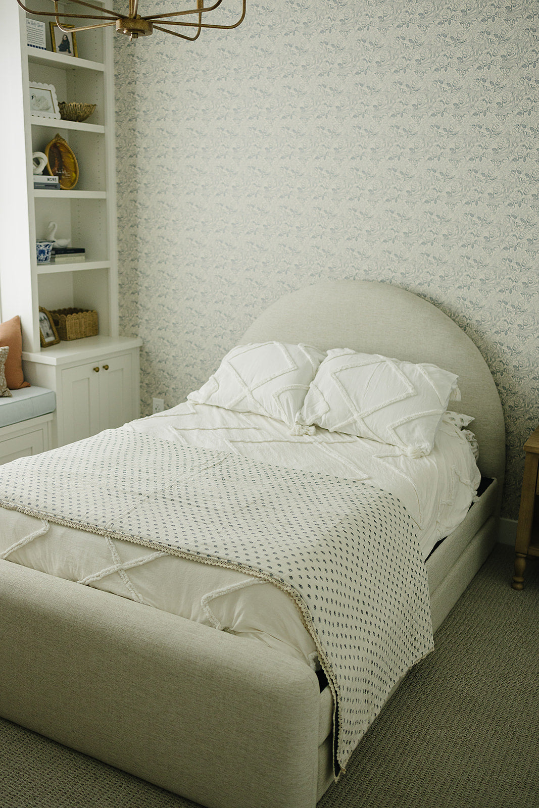 Navy Berry + Cream Berry Lace Twin Muslin Quilt Blanket
