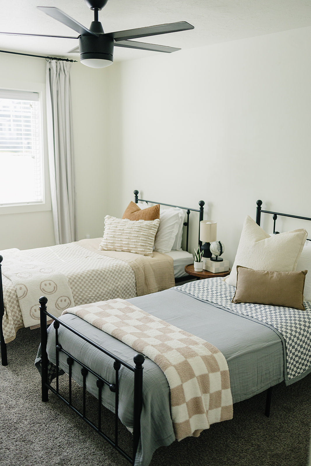 Dusty Blue Wavy Checkered Twin Muslin Quilt Blanket