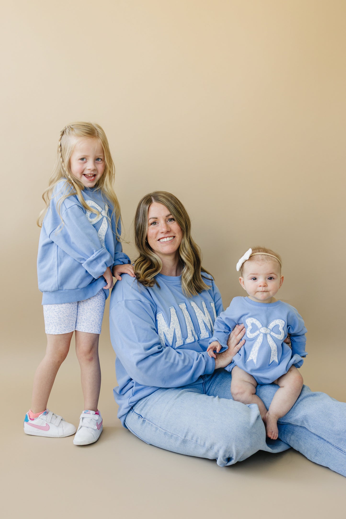 Mama Applique Crewneck Sweatshirt