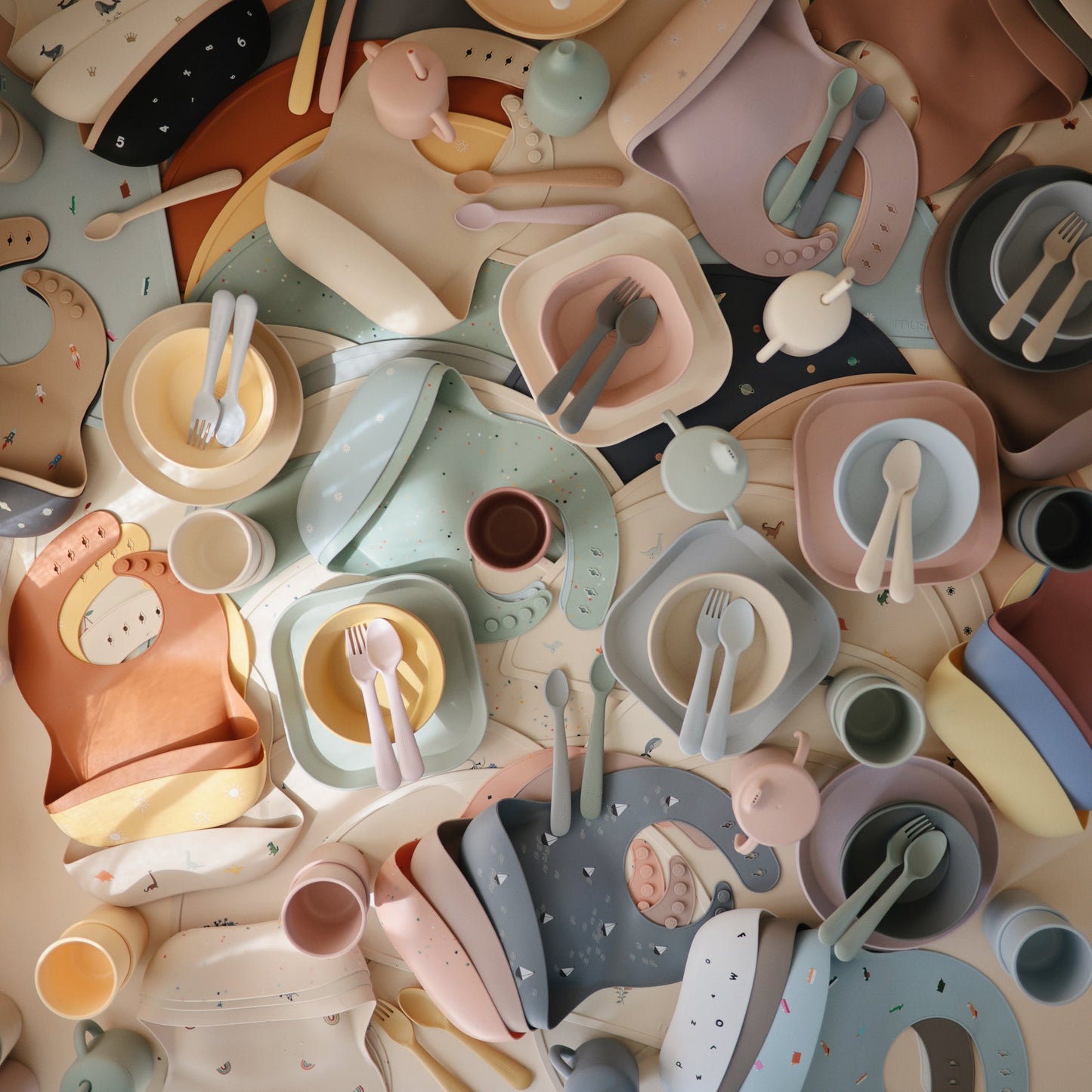 Square Dinnerware Bowls