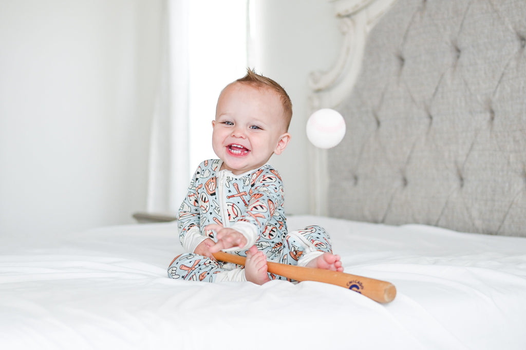 BASEBALL SMILEY DREAM ZIPPER ROMPER