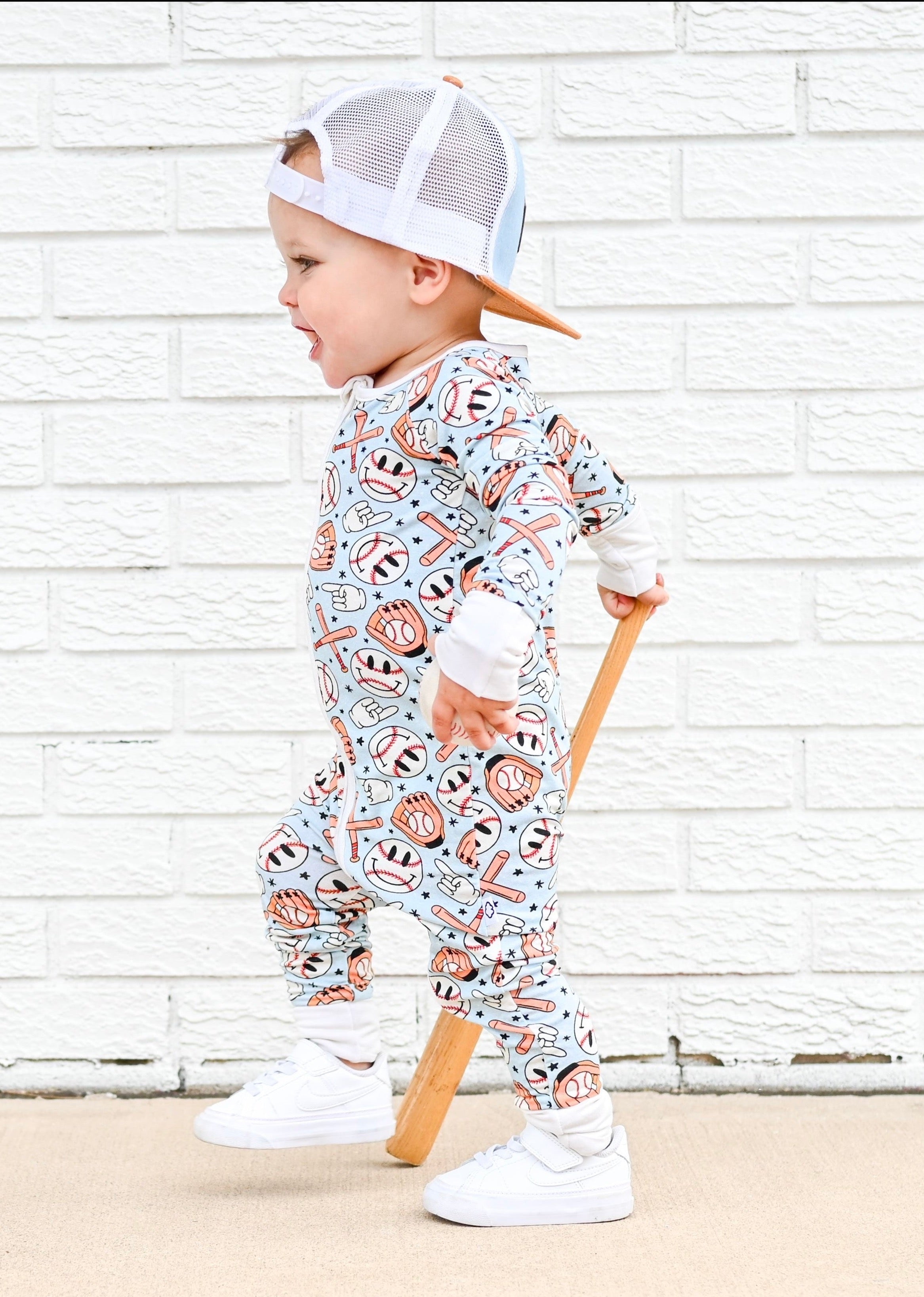 BASEBALL SMILEY DREAM ZIPPER ROMPER