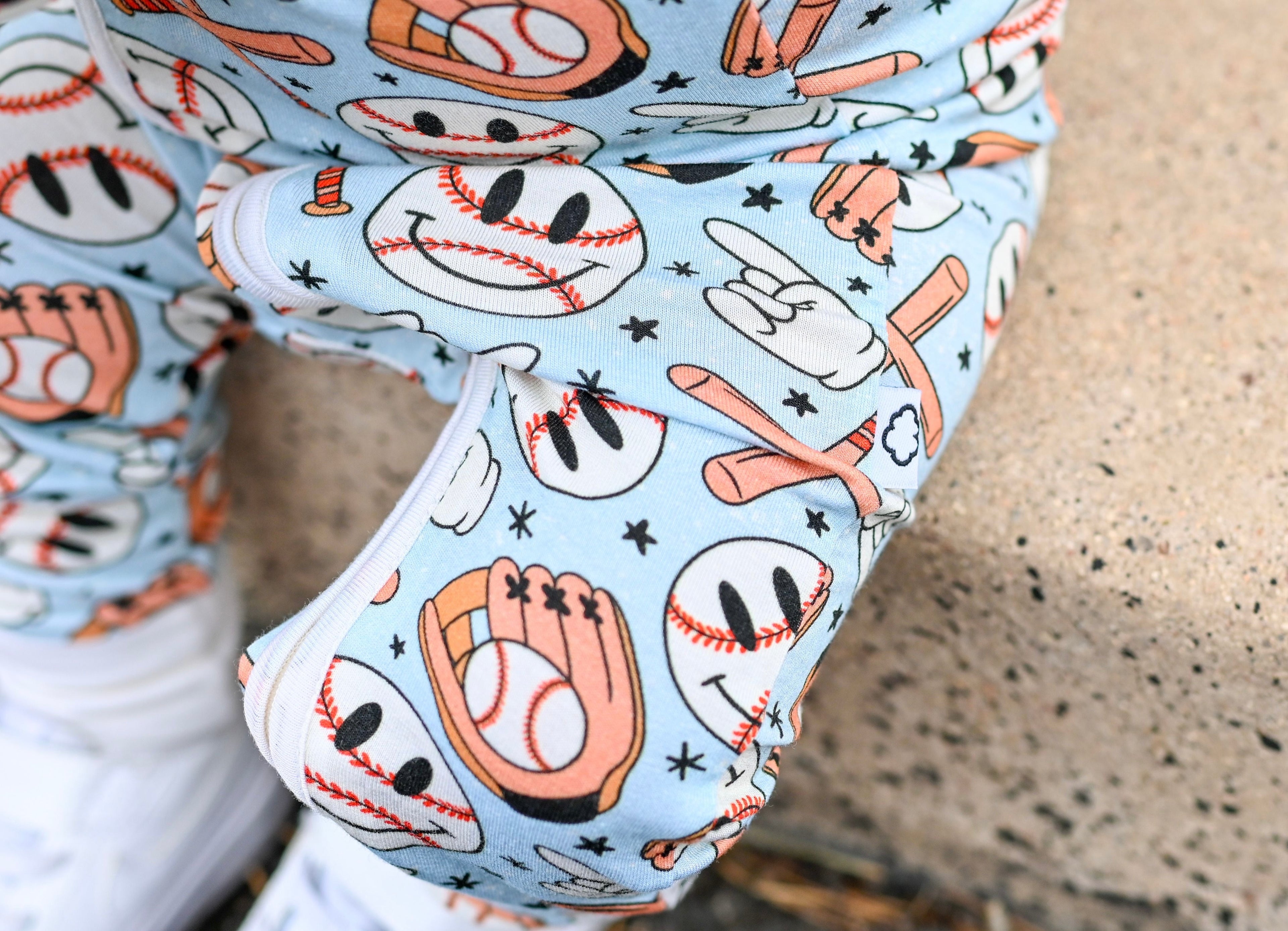 BASEBALL SMILEY DREAM ZIPPER ROMPER