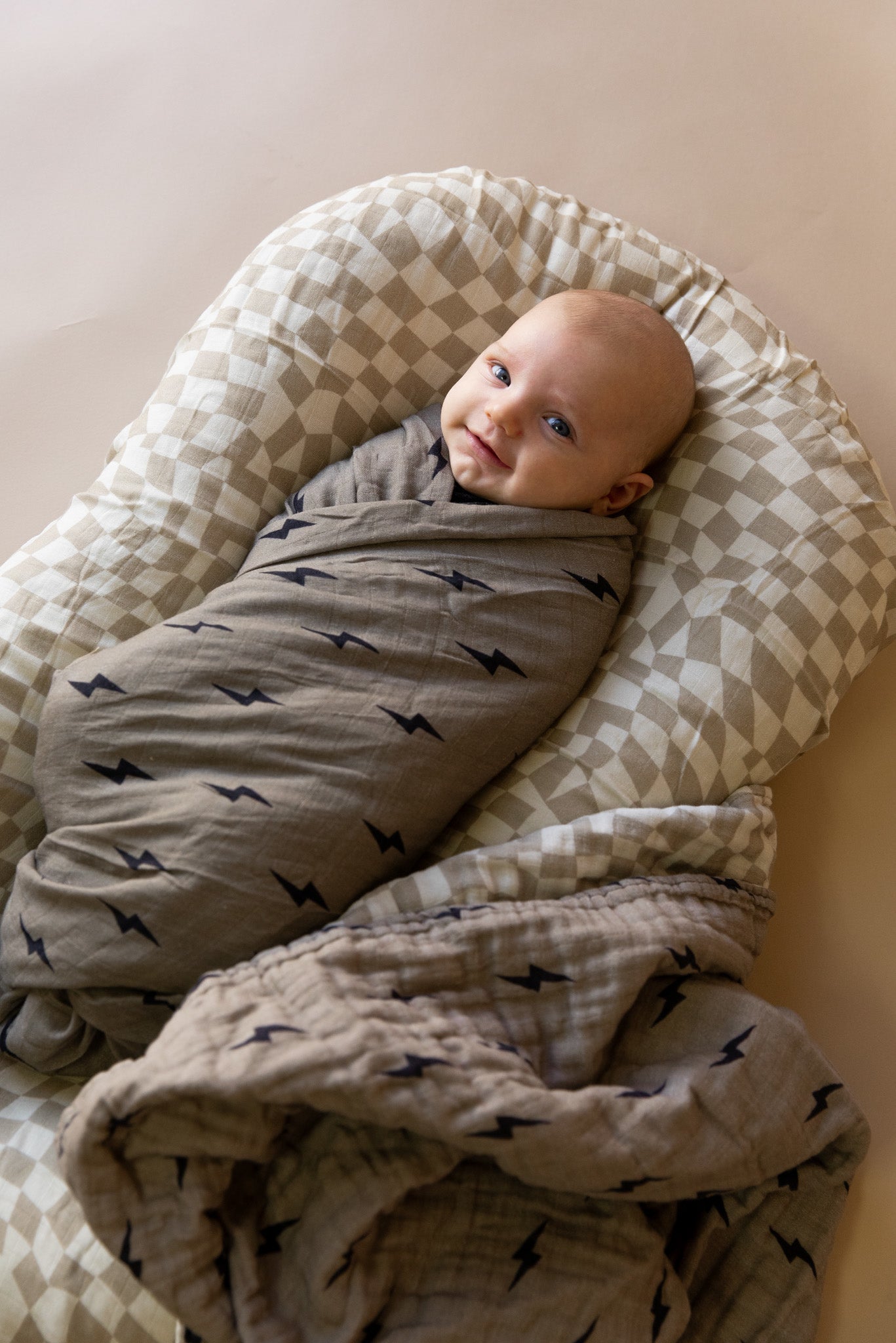 Muslin Quilt | Lightning Bolt & Wavy Checker