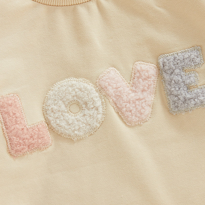 Infant Baby Girl Fall Bodysuit Fuzzy Letter Love Printed Long Sleeve Round Neck Bodysuit Bubble Romper